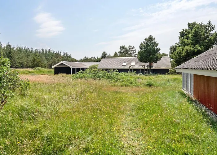 Holiday home Egbert - 900m From The Sea By Interhome *